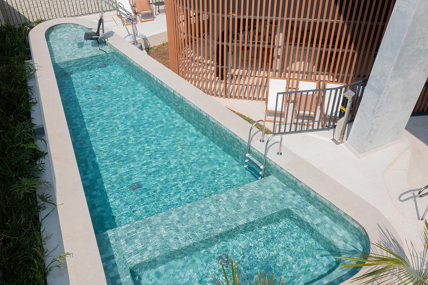 08_PISCINA.jpg
